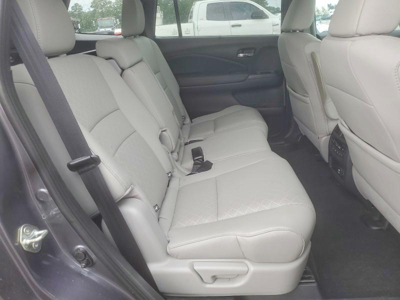 Photo 11 from auction – 2019 HONDA PASSPORT with VIN 5FNYF8H98KB008516