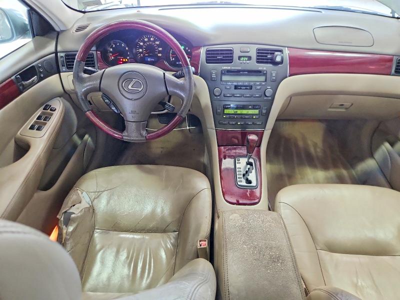 Photo 8 from auction – 2003 LEXUS ES with VIN JTHBF30GX30105122