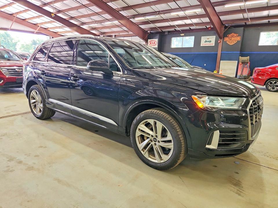 Photo 4 from auction – 2021 AUDI Q7 with VIN WA1LXAF75MD026685
