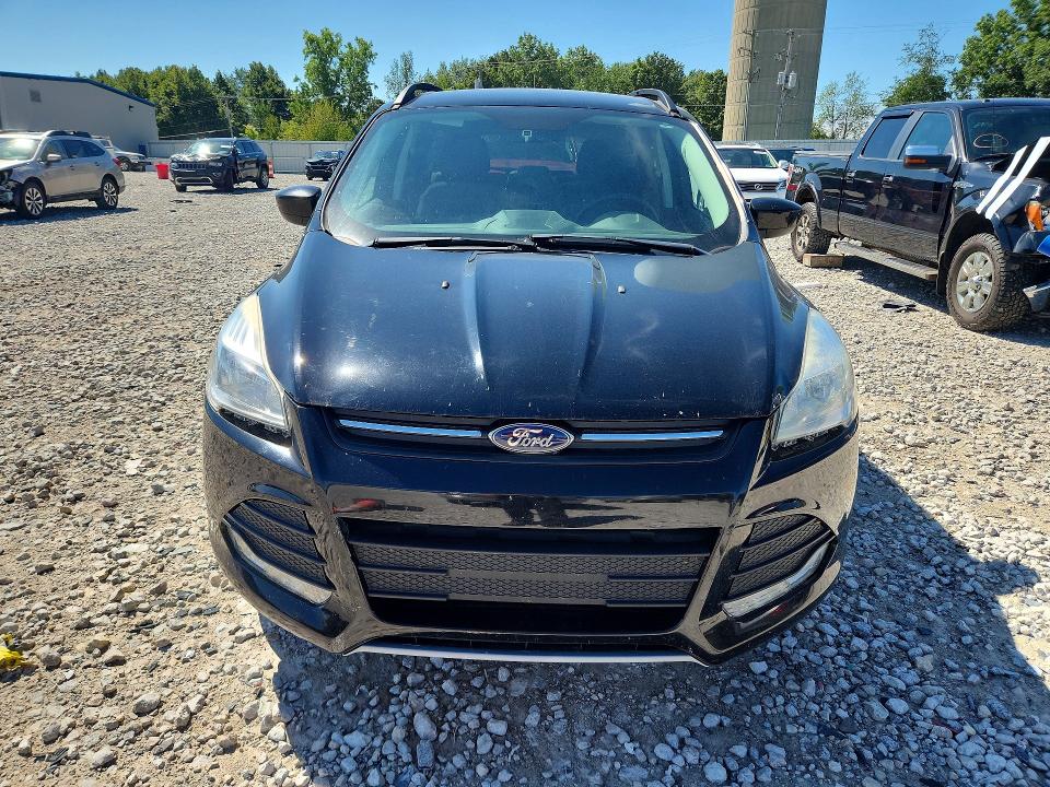 Photo 5 from auction – 2016 FORD ESCAPE with VIN 1FMCU9GX0GUC57182