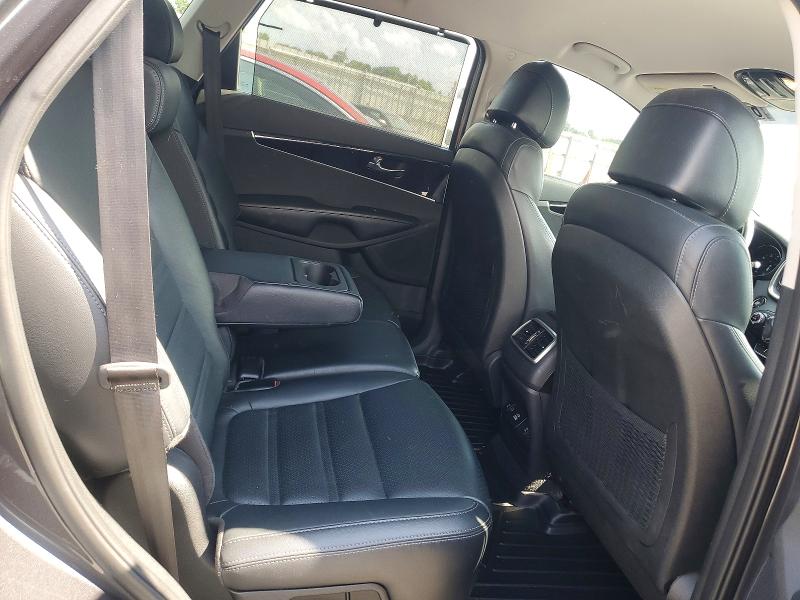 Zdjęcie 11 z aukcji – 2017 KIA SORENTO z VIN 5XYPH4A57HG315005