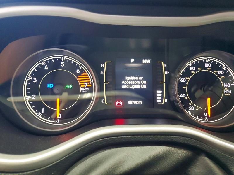 Photo 9 from auction – 2018 JEEP CHEROKEE with VIN 1C4PJLLB7JD513556