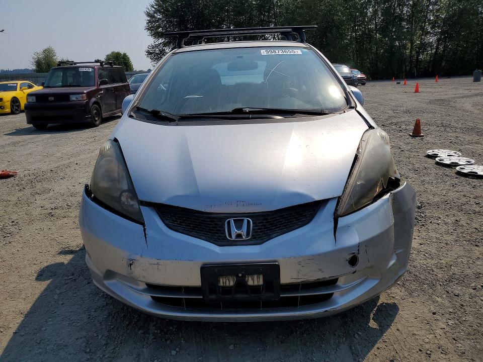 Photo 5 from auction – 2013 HONDA FIT with VIN JHMGE8H38DC078395