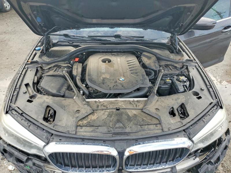 Photo 11 from auction – 2017 BMW 540 with VIN WBAJE5C37HG914254