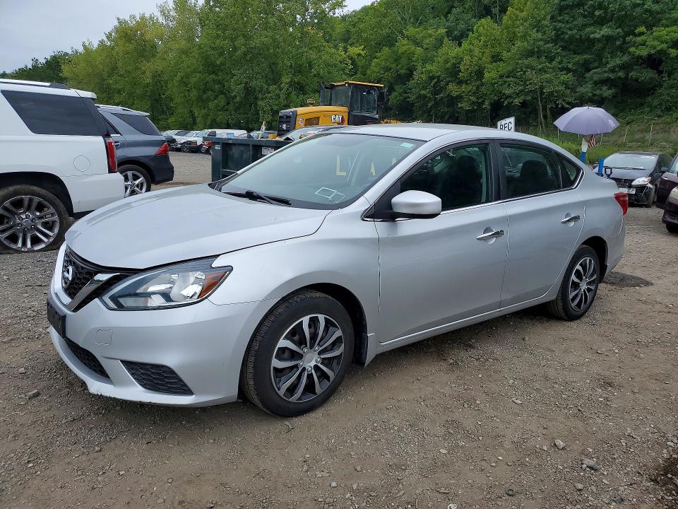 NISSAN SENTRA 2017 with VIN 3N1AB7AP3HY293335 - Photo from auction