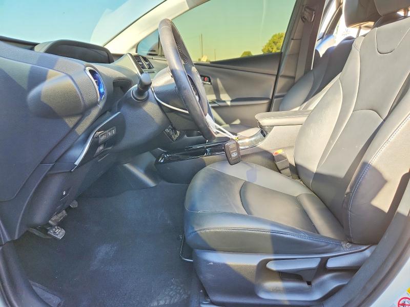 Photo 7 from auction – 2018 TOYOTA PRIUS with VIN JTDKARFU4J3063591