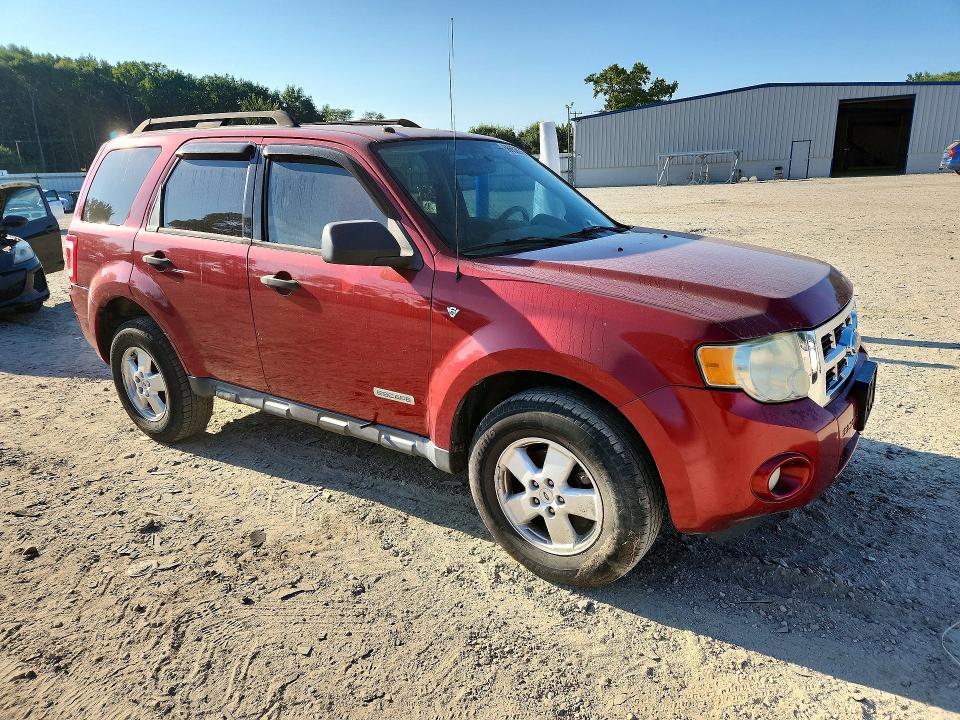 Photo 4 from auction – 2008 FORD ESCAPE with VIN 1FMCU93128KE31719