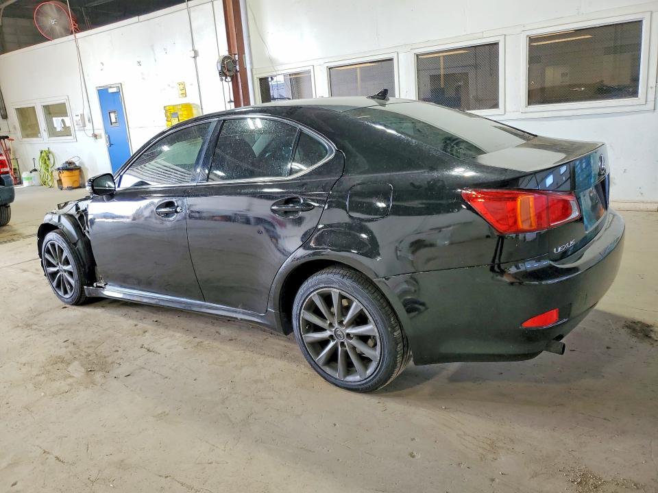 Photo 2 from auction – 2009 LEXUS IS with VIN JTHCK262495032220