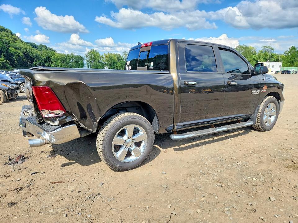 Photo 3 from auction – 2014 RAM 1500 with VIN 1C6RR7LT3ES361995