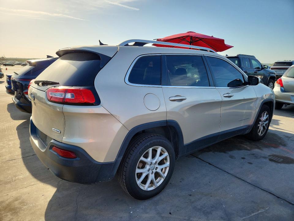 Photo 3 from auction – 2014 JEEP CHEROKEE with VIN 1C4PJLCB5EW186844