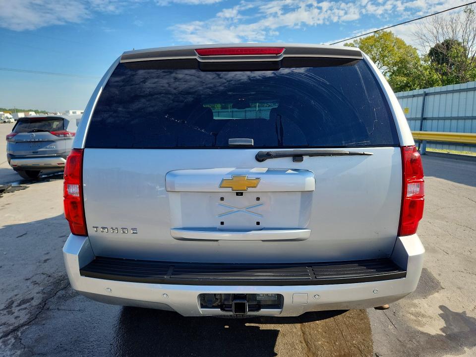 Photo 6 from auction – 2013 CHEVROLET TAHOE with VIN 1GNSKBE0XDR337937