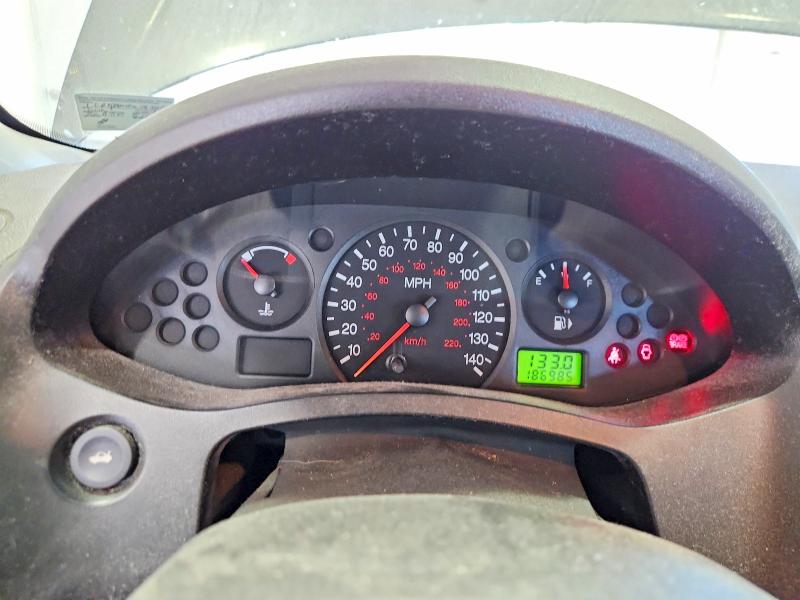 Photo 9 from auction – 2006 FORD FOCUS with VIN 1FAFP34N06W237385
