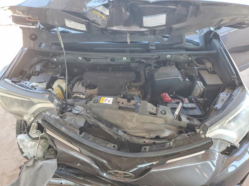 Photo 12 from auction – 2017 TOYOTA RAV4 with VIN JTMZFREV5HJ136693