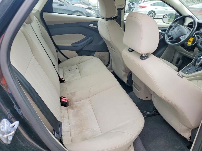 Photo 10 from auction – 2015 FORD FOCUS with VIN 1FADP3F23FL356298