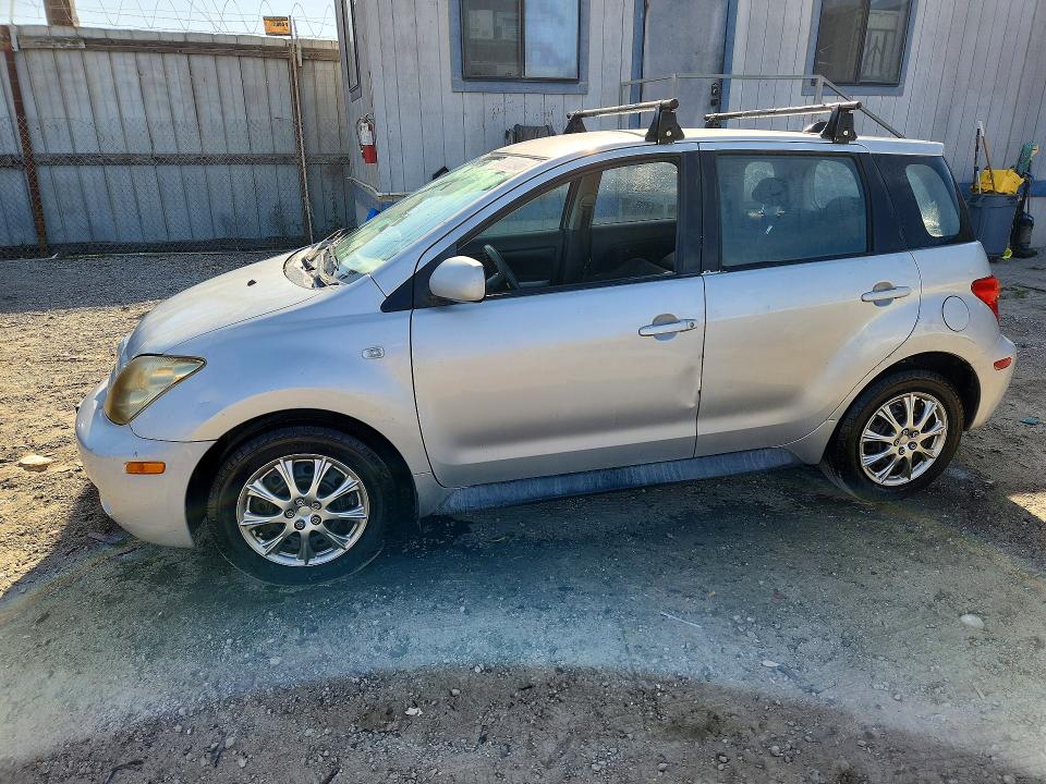 Photo 2 from auction – 2005 SCION XA with VIN JTKKT624150102202