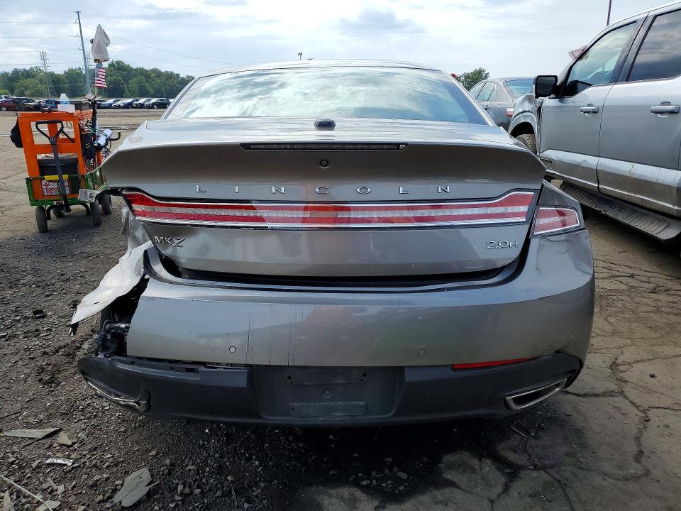 Photo 6 from auction – 2016 LINCOLN MKZ with VIN 3LN6L2LU9GR628883