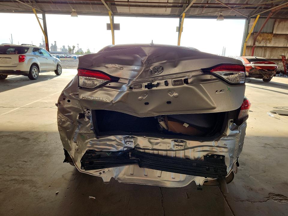Photo 6 from auction – 2022 TOYOTA COROLLA with VIN JTDEPMAE7N3007147
