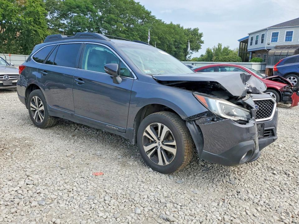 Photo 4 from auction – 2018 SUBARU OUTBACK with VIN 4S4BSAKC2J3304720
