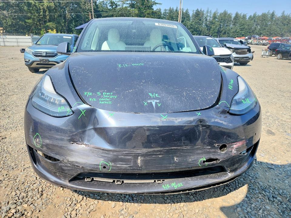 Photo 5 from auction – 2020 TESLA MODEL Y with VIN 5YJYGDEEXLF058701