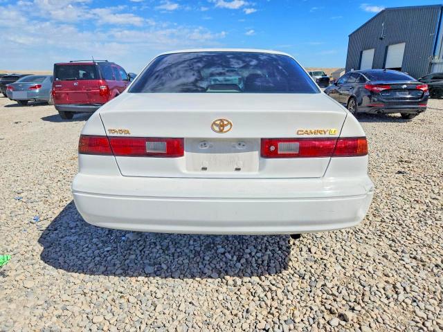 Photo 6 from auction – 1998 TOYOTA CAMRY with VIN JT2BG28K0W0201209