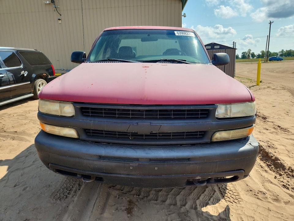 Photo 5 from auction – 2002 CHEVROLET SILVERADO with VIN 2GCEK19T821311573