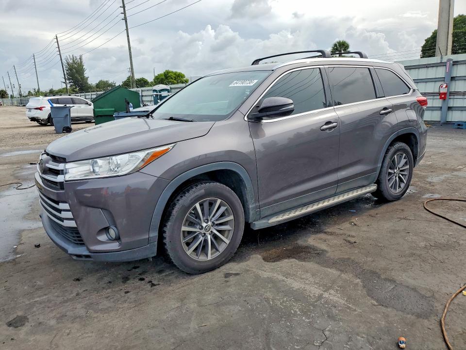 2019 TOYOTA HIGHLANDER - Търг №64190736