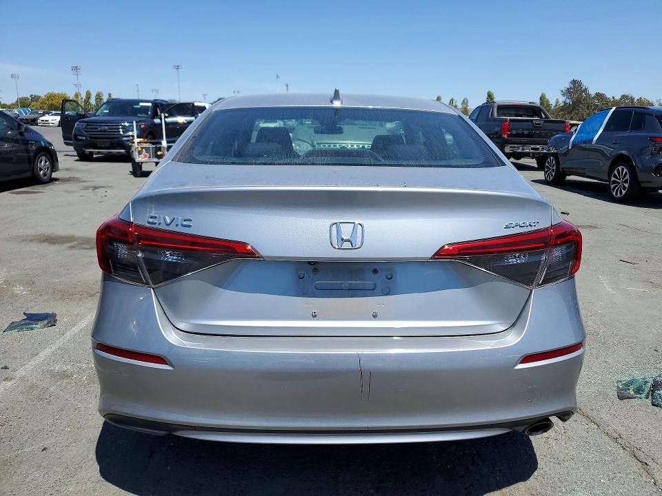 Photo 6 from auction – 2022 HONDA CIVIC with VIN 2HGFE2F52NH505830