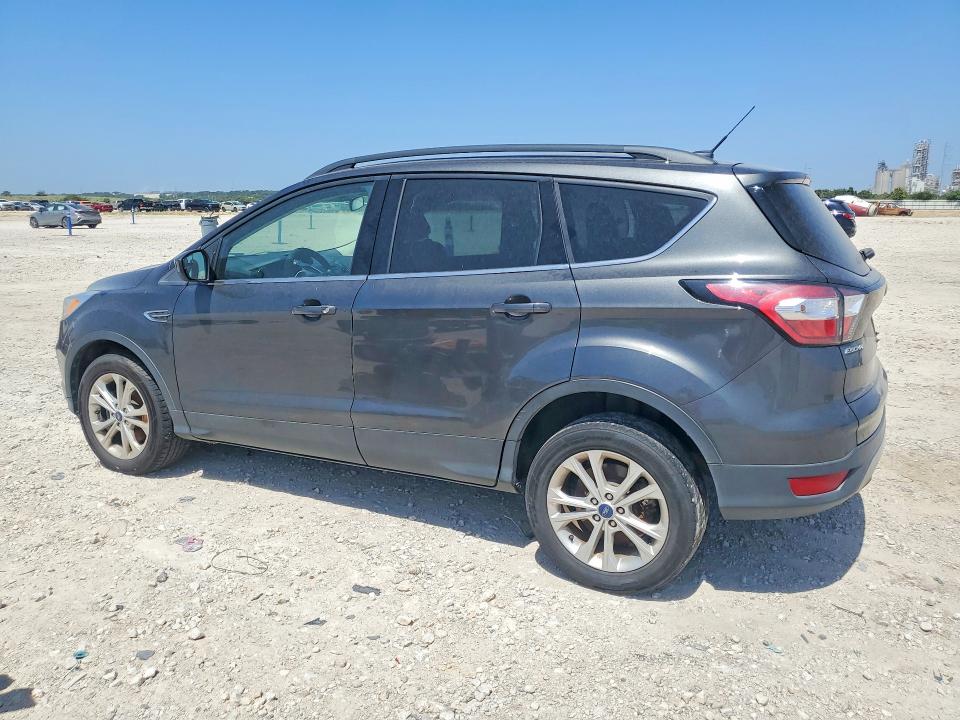 Photo 2 from auction – 2018 FORD ESCAPE with VIN 1FMCU9GD2JUC84607