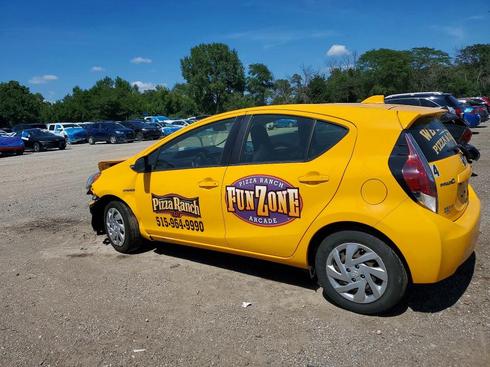 Photo 2 from auction – 2015 TOYOTA PRIUS C with VIN JTDKDTB31F1109527