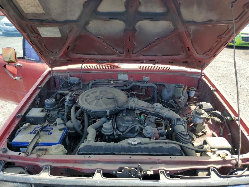 Photo 11 from auction – 1985 TOYOTA PICKUP with VIN JT4RN56D1F5045640