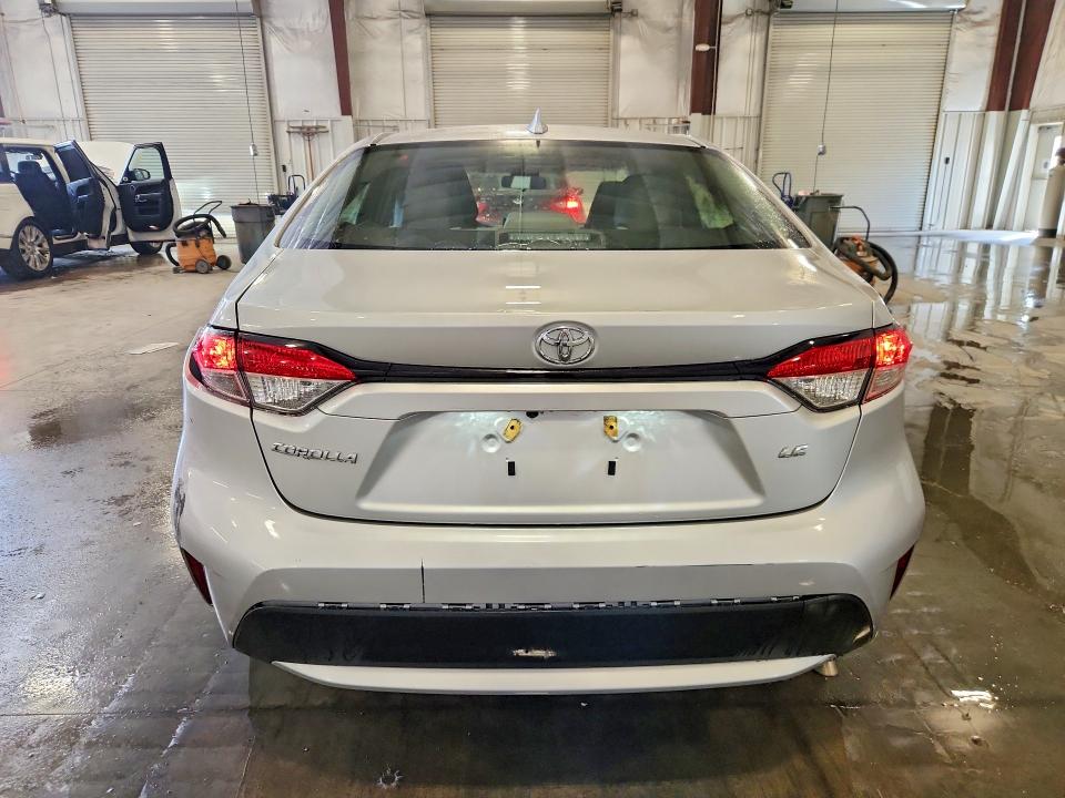 Photo 6 from auction – 2022 TOYOTA COROLLA with VIN JTDEPMAE1NJ206187