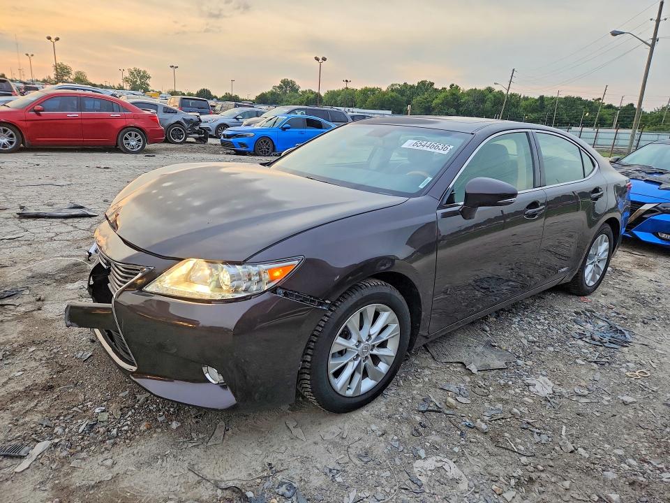 LEXUS ES 2013 with VIN JTHBW1GG6D2006314 - Photo from auction
