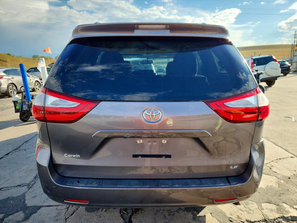 Снимка 6 от търг – 2015 TOYOTA SIENNA с VIN 5TDKK3DC2FS655355