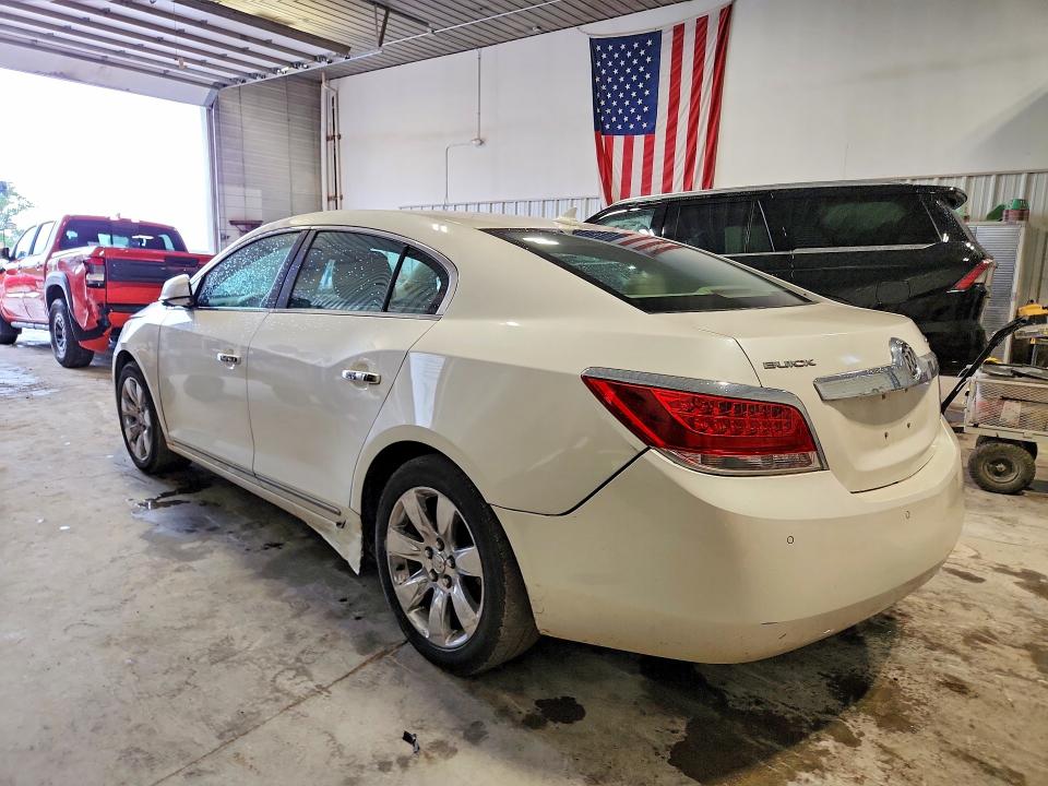 Photo 2 from auction – 2010 BUICK LACROSSE with VIN 1G4GC5EG3AF159940