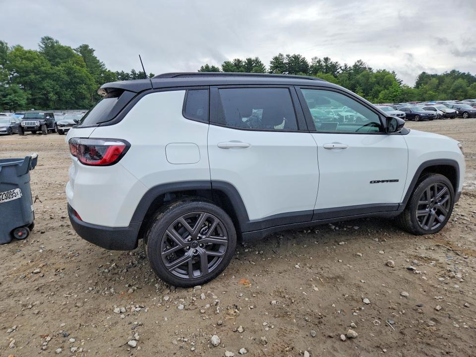 Photo 3 from auction – 2026 JEEP COMPASS with VIN 3C4NJDCN6TT208635