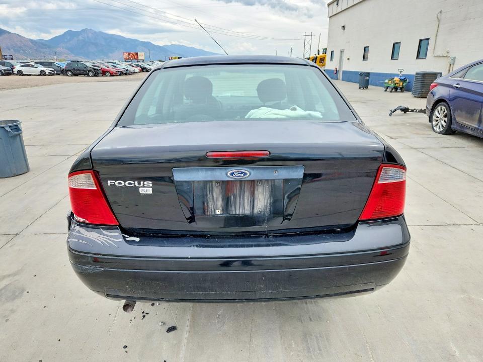 Photo 6 from auction – 2007 FORD FOCUS with VIN 1FAHP34N67W366452