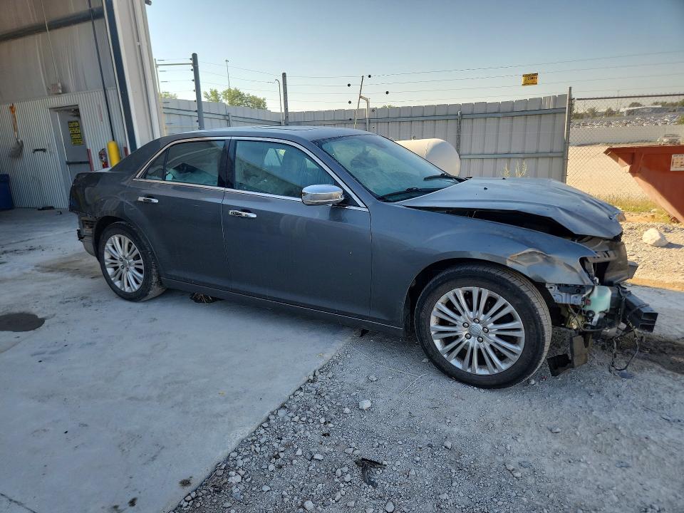 Фото 4 с аукциона – 2011 CHRYSLER 300C с VIN 2C3CK6CT2BH523927