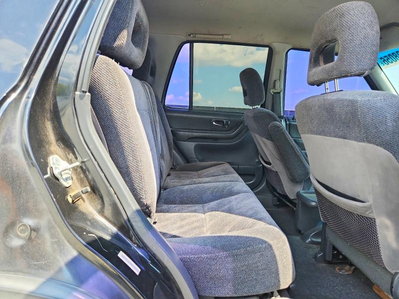 Photo 11 from auction – 1999 HONDA CR-V with VIN JHLRD1863XC047755