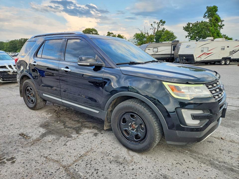 Photo 4 from auction – 2016 FORD EXPLORER with VIN 1FM5K8F81GGC48444