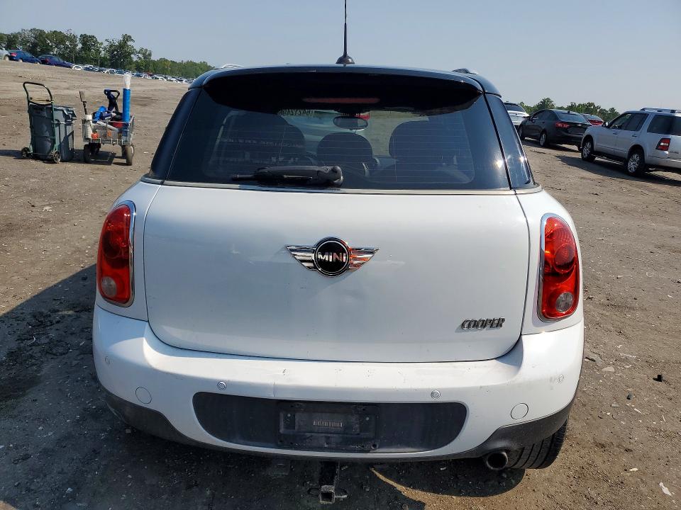 Photo 6 from auction – 2012 MINI COOPER with VIN WMWZB3C55CWM30079