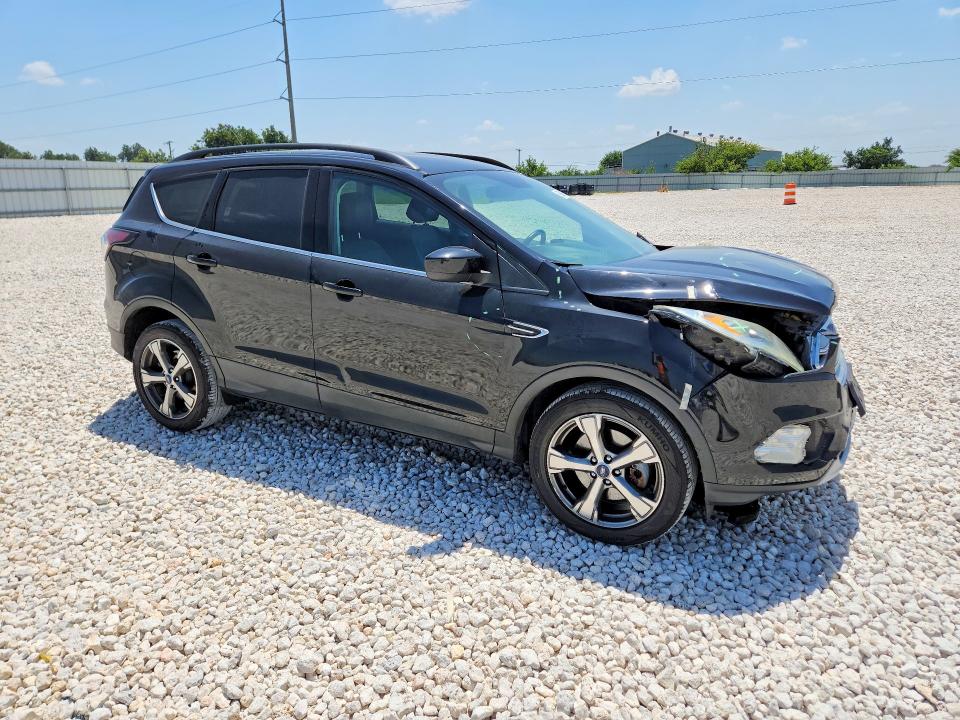 Photo 4 from auction – 2017 FORD ESCAPE with VIN 1FMCU0G94HUC60083