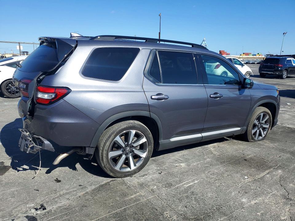 Photo 3 from auction – 2025 HONDA PILOT with VIN 5FNYG1H77SB089303