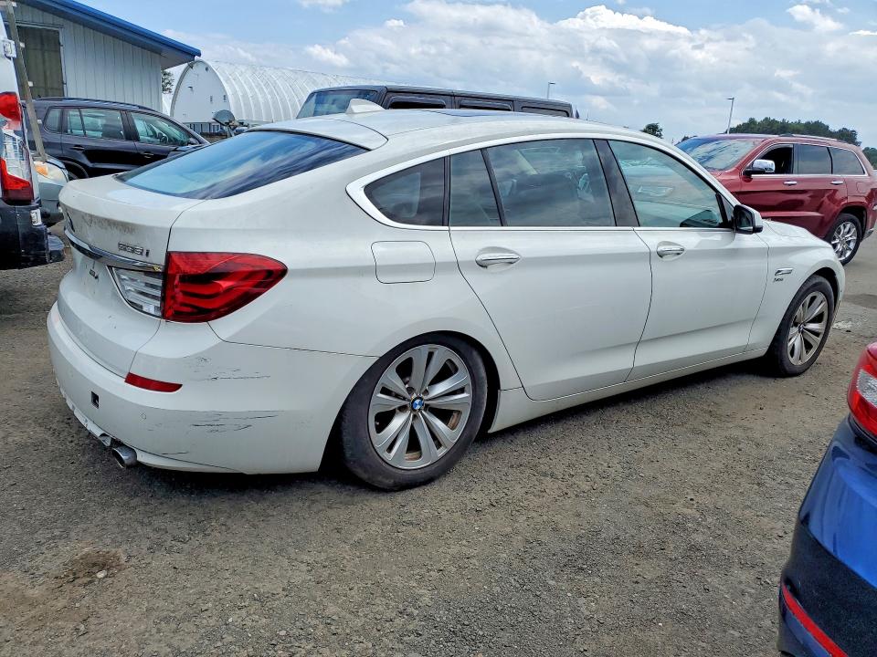 Photo 3 from auction – 2012 BMW 535 with VIN WBASP2C50CC338862
