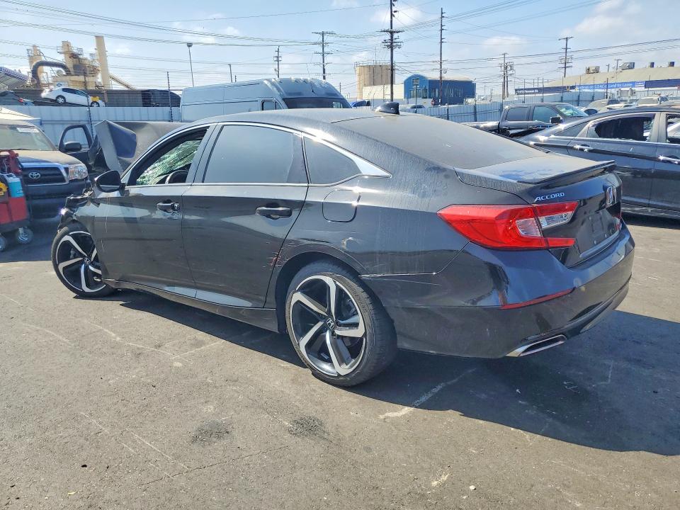 Photo 2 from auction – 2018 HONDA ACCORD with VIN 1HGCV1F33JA268057