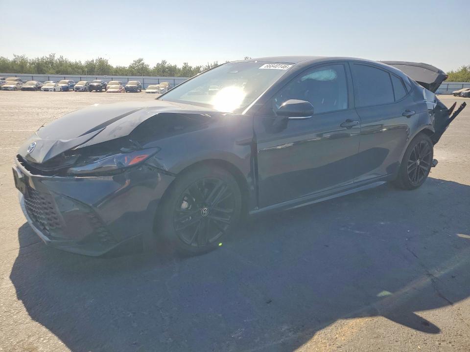 TOYOTA CAMRY 2025 z numerem VIN 4T1DAACK3SU135756 - Zdjęcie z aukcji