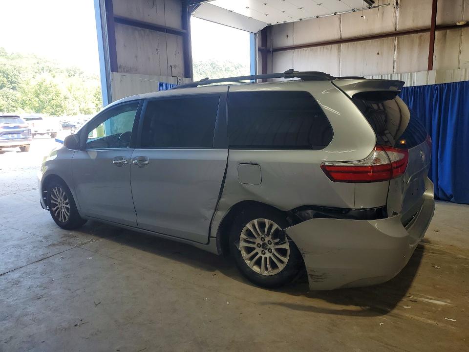 Photo 2 from auction – 2015 TOYOTA SIENNA with VIN 5TDYK3DCXFS577269