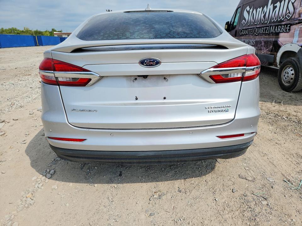 Photo 6 from auction – 2019 FORD FUSION with VIN 3FA6P0RU4KR273351