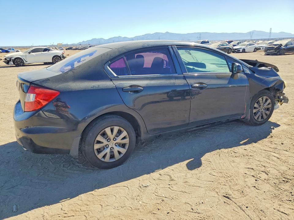 Photo 3 from auction – 2012 HONDA CIVIC with VIN 19XFB2F55CE345216
