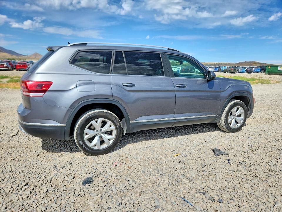 Photo 3 from auction – 2018 VOLKSWAGEN ATLAS with VIN 1V2MR2CA7JC571698