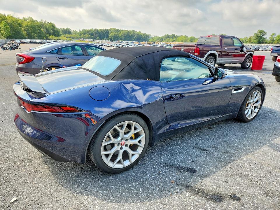 Photo 3 from auction – 2018 JAGUAR F-TYPE with VIN SAJDD5EV1JCK51053